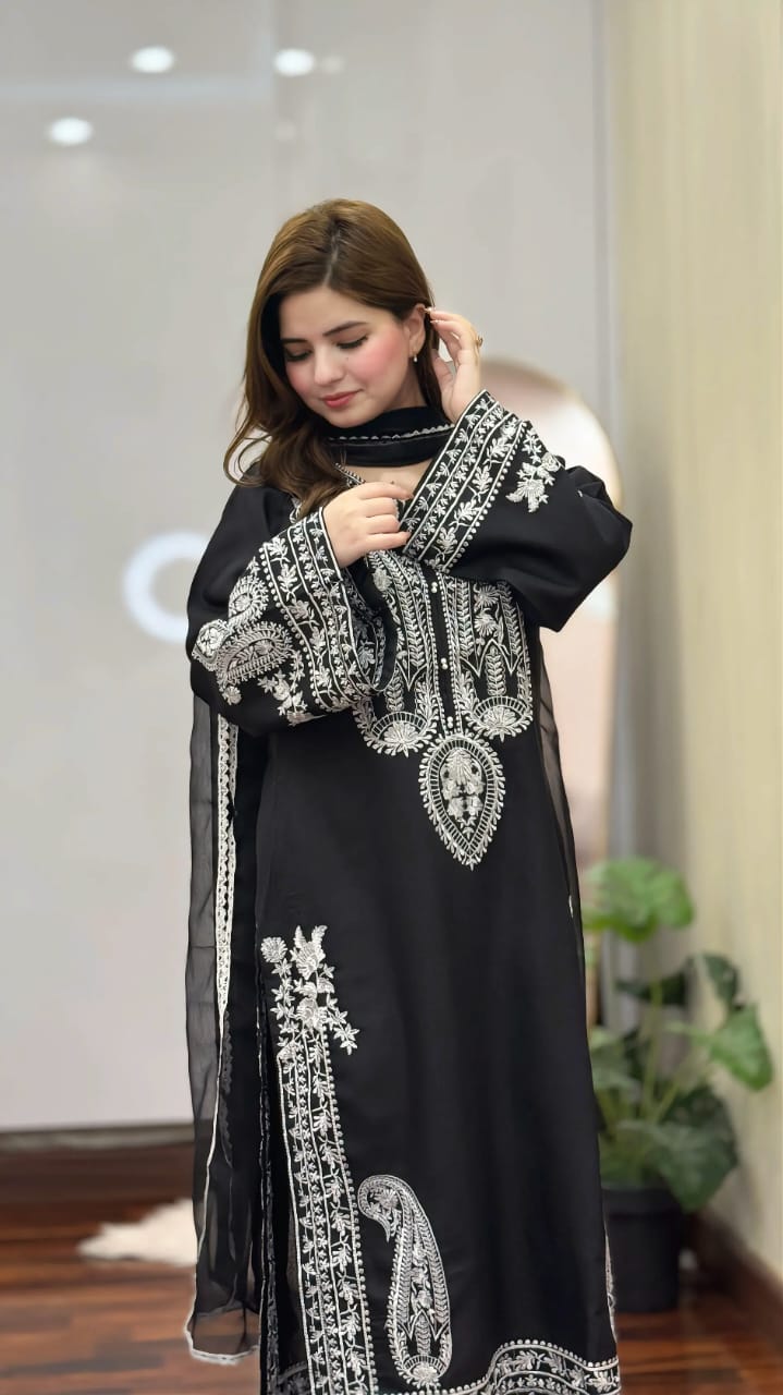 SAPPHIRE BLACK 3PC