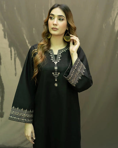 BLACK IRIS 2PC