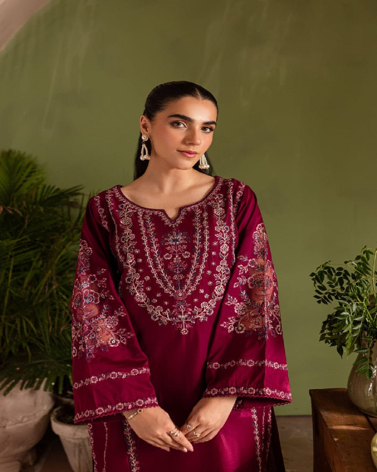 ZEENAT 2PC