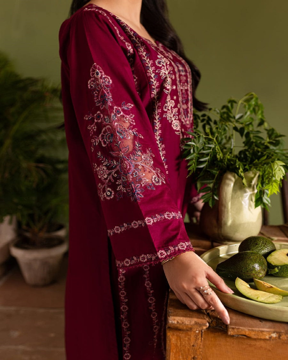 ZEENAT 2PC